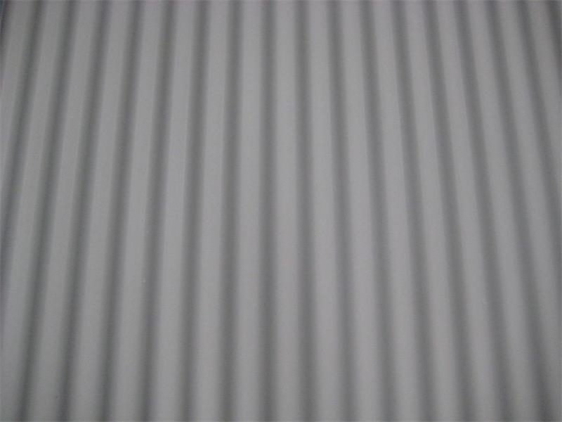 因?yàn)樘盍系拿芏却笥赑VC的密度